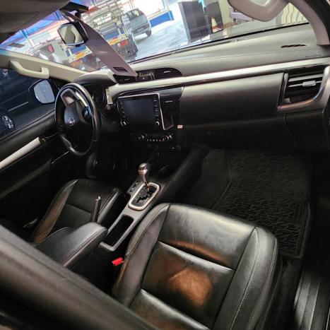 TOYOTA Hilux Caminhonete 2.8 16V SRV 4X4 DIESEL CABINE DUPLA AUTOM�TICO, Foto 14