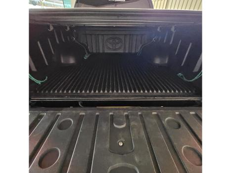 TOYOTA Hilux Caminhonete 2.8 16V SRV 4X4 DIESEL CABINE DUPLA AUTOM�TICO, Foto 16