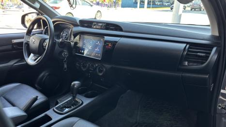 TOYOTA Hilux Caminhonete 2.8 16V 4P POWER PACK TURBO DIESEL 4X4 CABINE DUPLA, Foto 7