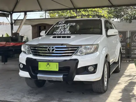 TOYOTA Hilux SW4 3.0 16V 4P SRV 4X4 7 LUGARES TURBO DIESEL AUTOMTICO, Foto 3