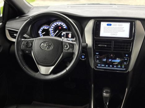 TOYOTA Yaris Hatch 1.5 16V 4P FLEX XLS MULTIDRIVE AUTOM�TICO CVT, Foto 8