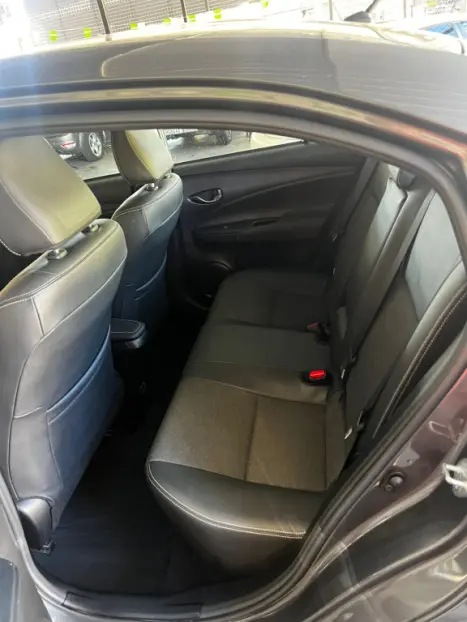 TOYOTA Yaris Sedan 1.5 16V 4P FLEX XS MULTIDRIVE AUTOMTICO CVT, Foto 6