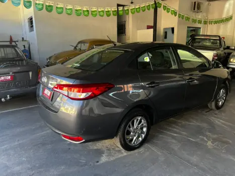 TOYOTA Yaris Sedan 1.5 16V 4P FLEX XS MULTIDRIVE AUTOMTICO CVT, Foto 10
