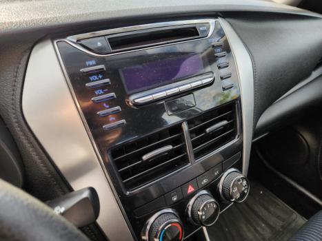 TOYOTA Yaris Sedan 1.5 16V 4P FLEX XL LIVE MULTIDRIVE AUTOMTICO CVT, Foto 4