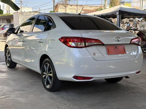TOYOTA Yaris Sedan 1.5 16V 4P FLEX XLS CONNECT MULTIDRIVE AUTOM�TICO CVT, Foto 4