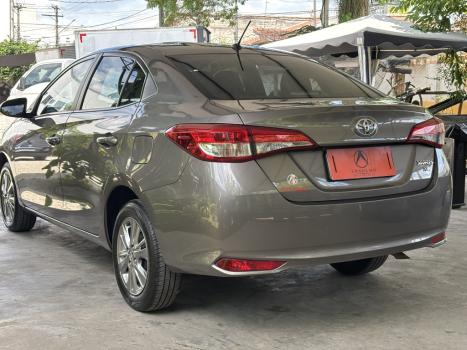 TOYOTA Yaris Sedan 1.5 16V 4P FLEX XL PLUS TECH MULTIDRIVE AUTOMÁTICO CVT, Foto 4
