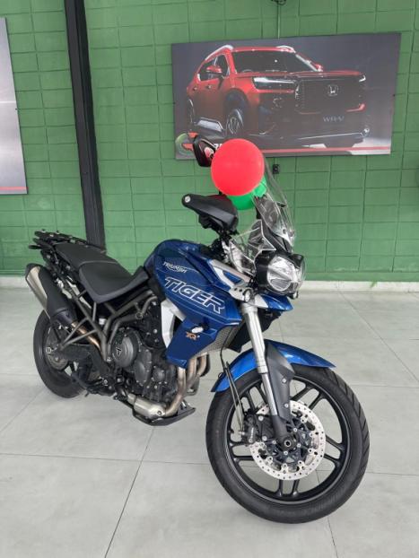 TRIUMPH Tiger 800 XRT, Foto 2