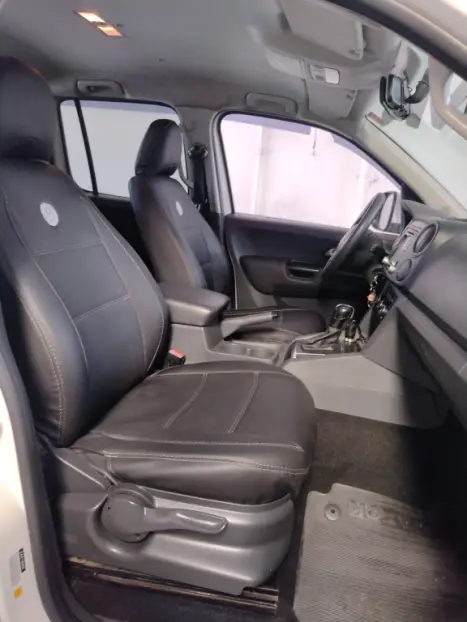 VOLKSWAGEN Amarok 2.0 16V 4X4 CABINE DUPLA TRENDLINE TURBO INTERCOOLER AUTOMTICO, Foto 9