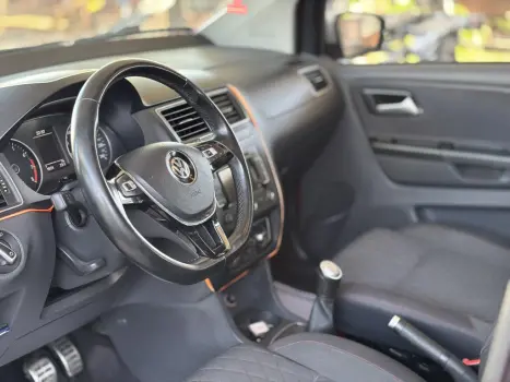 VOLKSWAGEN Crossfox 1.6 4P FLEX, Foto 8