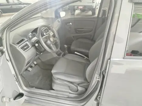 VOLKSWAGEN Fox 1.0 4P FLEX, Foto 3 VOLKSWAGEN Fox 1.0 4P FLEX, Foto 3