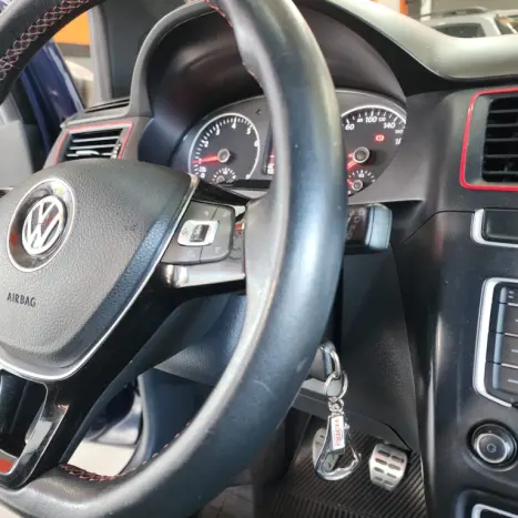 VOLKSWAGEN Fox 1.6 4P ROCK IN RIO FLEX, Foto 13 VOLKSWAGEN Fox 1.6 4P ROCK IN RIO FLEX, Foto 13