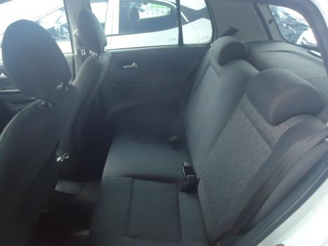 VOLKSWAGEN Fox 1.6 4P TREND FLEX, Foto 5