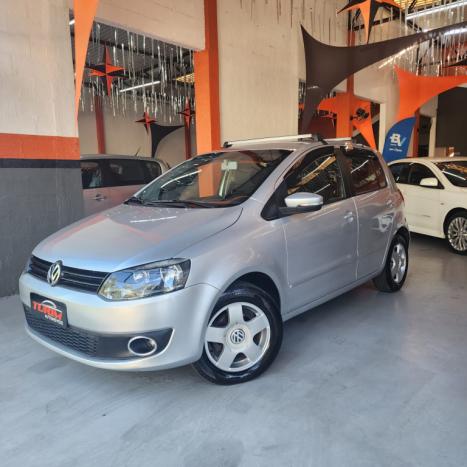 VOLKSWAGEN Fox 1.6 4P, Foto 3
