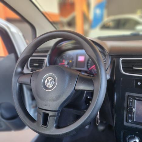 VOLKSWAGEN Fox 1.6 4P, Foto 15