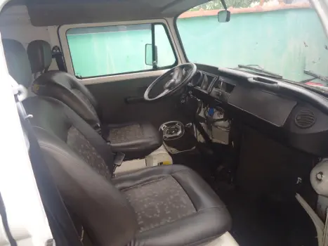 VOLKSWAGEN Kombi 1.4 FLEX FURGO, Foto 2