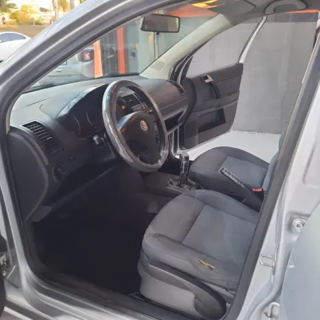 VOLKSWAGEN Polo Sedan 1.6 4P, Foto 9