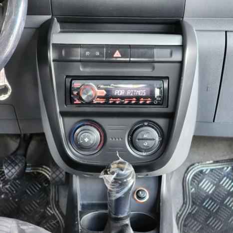 VOLKSWAGEN Space Fox 1.6 4P FLEX, Foto 18
