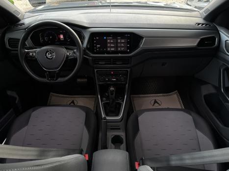 VOLKSWAGEN T-Cross 1.0 4P 200 TSI FLEX COMFORTLINE AUTOM�TICO, Foto 9