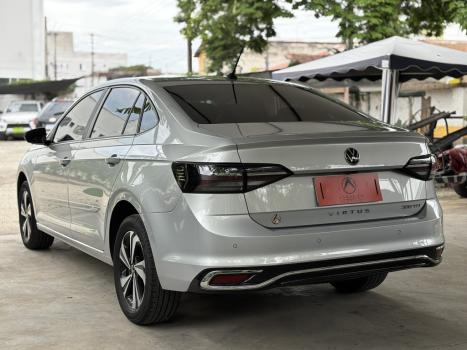 VOLKSWAGEN Virtus 1.0 4P 200 TSI FLEX COMFORTLINE AUTOM�TICO, Foto 4