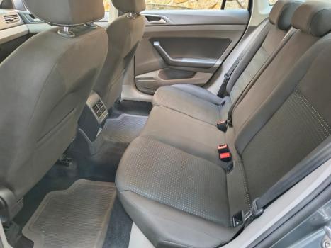 VOLKSWAGEN Virtus 1.0 4P 200 TSI FLEX COMFORTLINE AUTOM�TICO, Foto 4