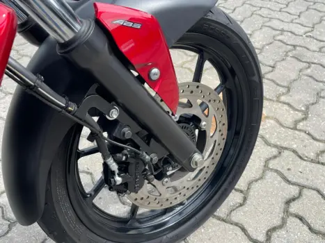 YAMAHA FZ 15 Fazer ABS, Foto 6