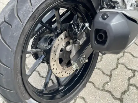 YAMAHA FZ 15 Fazer ABS, Foto 7
