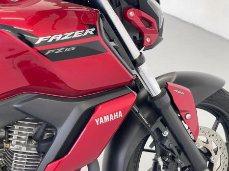 YAMAHA FZ 15 Fazer ABS, Foto 8