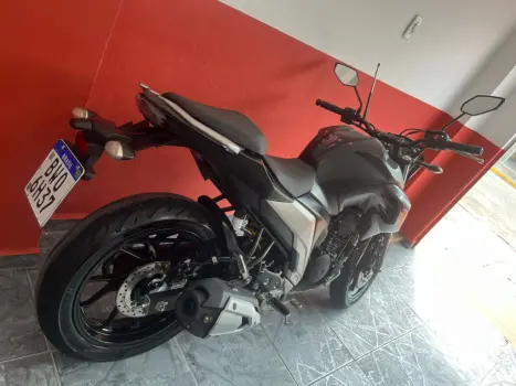 YAMAHA FZ 25 250 Fazer Flex , Foto 4