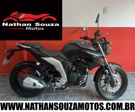 YAMAHA FZ 25 250 Fazer Flex , Foto 1