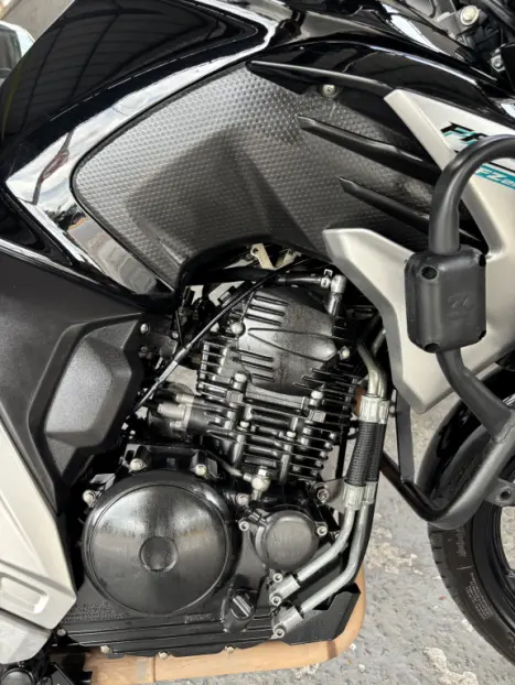 YAMAHA FZ 25 250 Fazer Flex , Foto 11