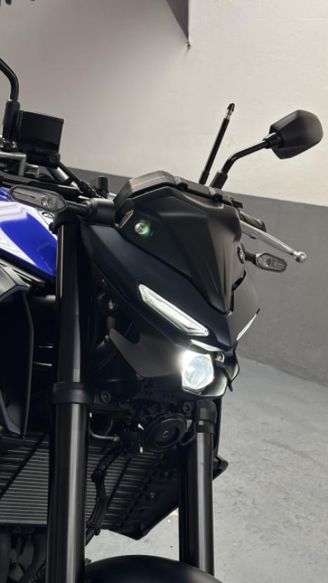 YAMAHA MT-03 300 ABS, Foto 5