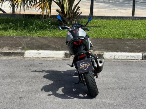 YAMAHA MT-03 300 ABS, Foto 6