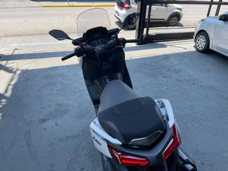 YAMAHA Xmax 250 , Foto 4