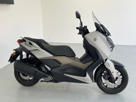 YAMAHA XMax 250 , Foto 2