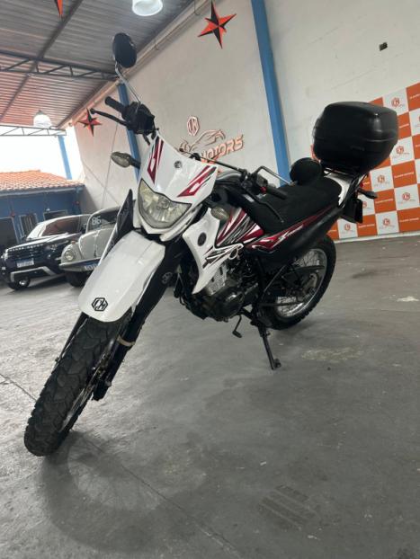 YAMAHA XTZ 125 XE, Foto 1