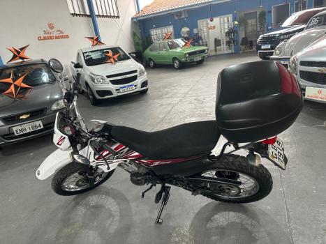 YAMAHA XTZ 125 XE, Foto 3