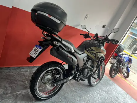 YAMAHA XTZ 250 LANDER, Foto 2