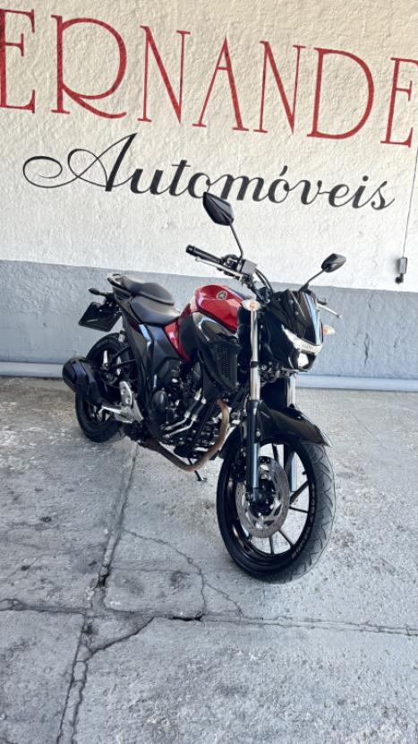 YAMAHA YS Fazer 250 , Foto 3