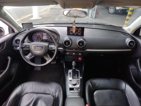 AUDI A3 Sedan 1.4 16V 4P 35 TFSI S LINE TIPTRONIC AUTOMTICO, Foto 6