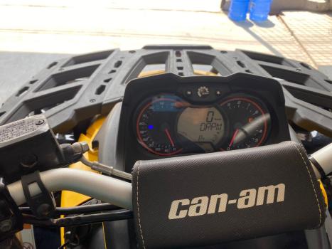 BRP CAN-AM Outlander 800R, Foto 3