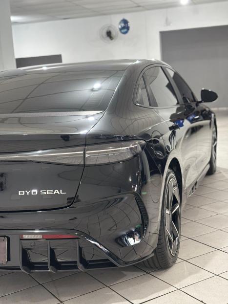 BYD Seal GS 4P 82,5 KW ELTRICO 590 EV AWD, Foto 9