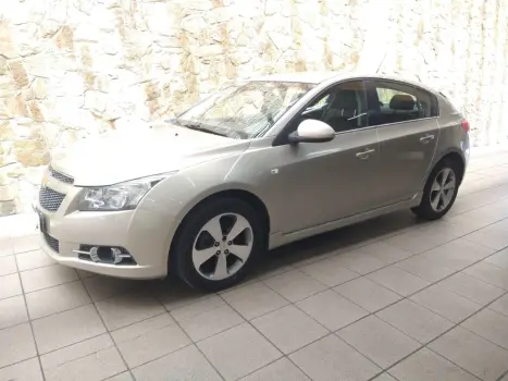 CHEVROLET Cruze Hatch 1.8 16V 4P LT SPORT6 FLEX AUTOMTICO, Foto 2