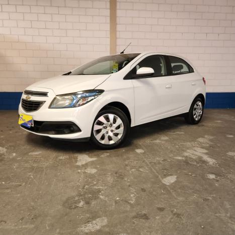 CHEVROLET Onix Hatch 1.4 4P FLEX LT, Foto 3