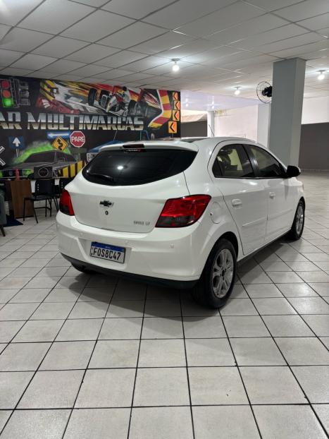 CHEVROLET Onix Hatch 1.0 4P FLEX LT, Foto 6