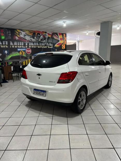 CHEVROLET Onix Hatch 1.4 4P FLEX LT AUTOMTICO, Foto 6