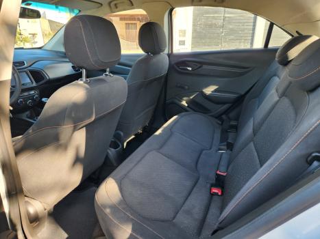 CHEVROLET Onix Hatch 1.4 4P FLEX LT, Foto 5