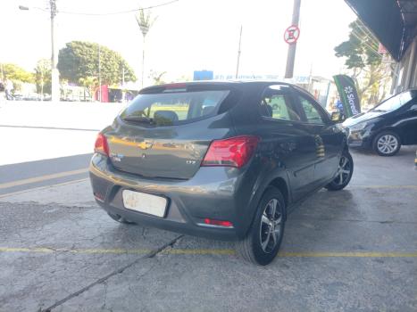 CHEVROLET Onix Hatch 1.4 4P FLEX LTZ AUTOMTICO, Foto 4