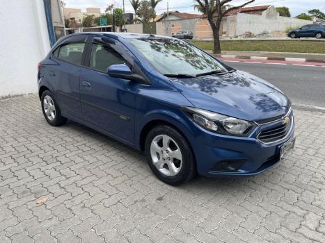 CHEVROLET Onix Hatch 1.4 4P FLEX LT, Foto 2