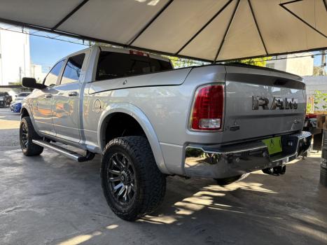 DODGE Ram 6.7 I6 24V 4P 2500 LARAMIE 4X4 TURBODIESEL  AUTOMTICO CABINE DUPLA, Foto 4