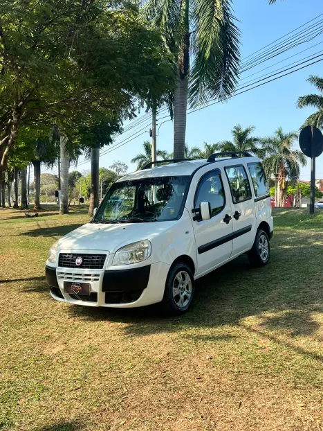 FIAT Doblo 1.4 4P FLEX ATTRACTIVE, Foto 1